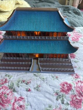 Disney Mulan Oval Light-Up Plaque - White and Black Logos